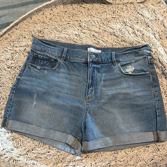 LOFT jean shorts - Picture 2 of 8